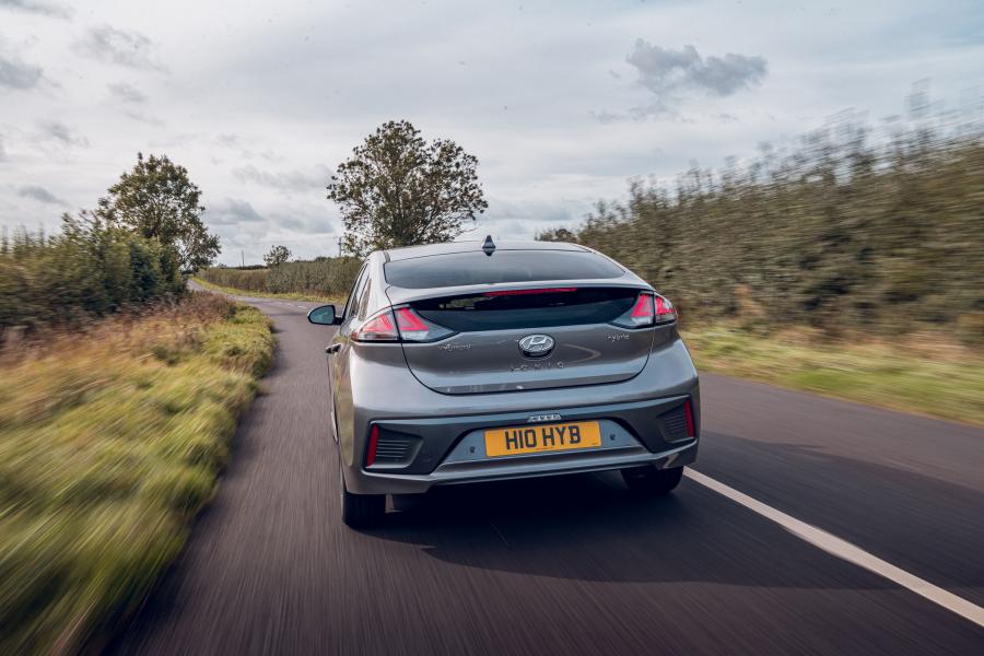  Hyundai IONIQ hybrid (AE) 2019 года  (UK) (фото 25 из 42)
